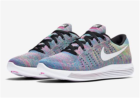 Nike LunarEpic Low Flyknit 'Multi